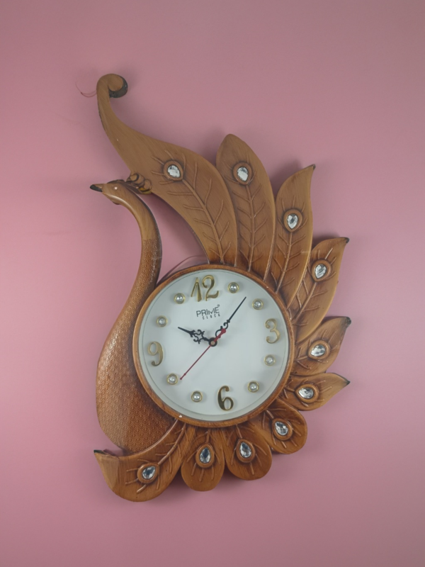 WALL CLOCK